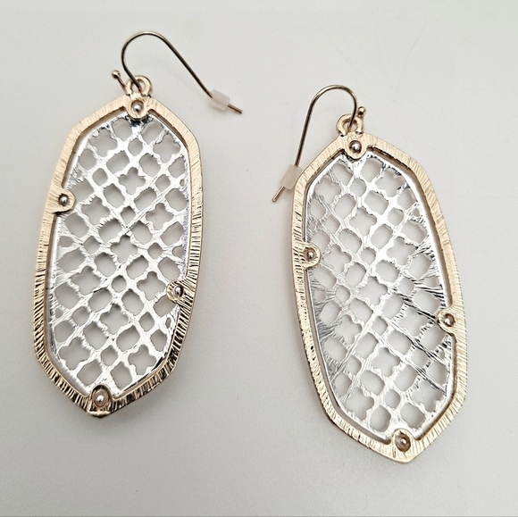 💖 2/$30 Boho lightweight Filigree silver metal casual festival cute earrings - Picture 11 of 11